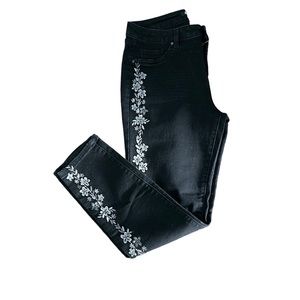 D.jeans Black Embroidered Jeans Size 10